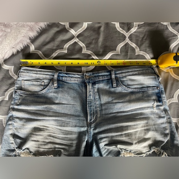 Distressed Denim Shorts​ - Picture 8 of 12